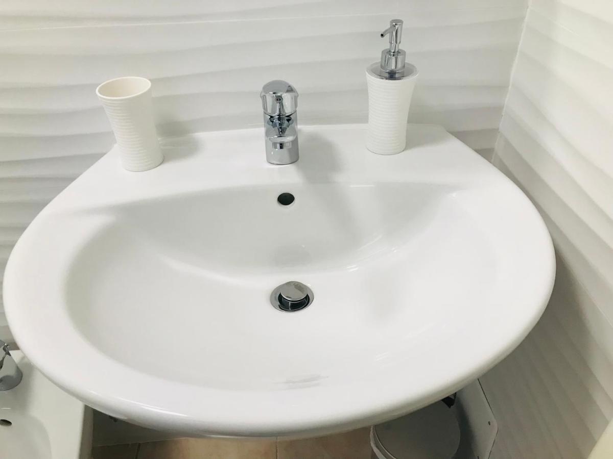 La Casetta Fiorita Bologna Bagian luar foto